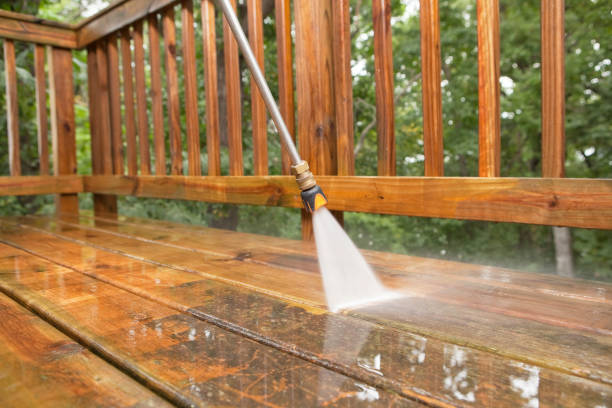 Best Sidewalk Pressure Washing  in Falls City, OR