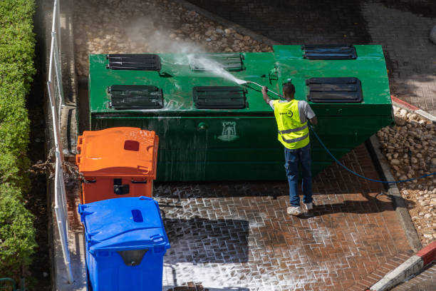 Best Roof Pressure Washing  in Falls City, OR